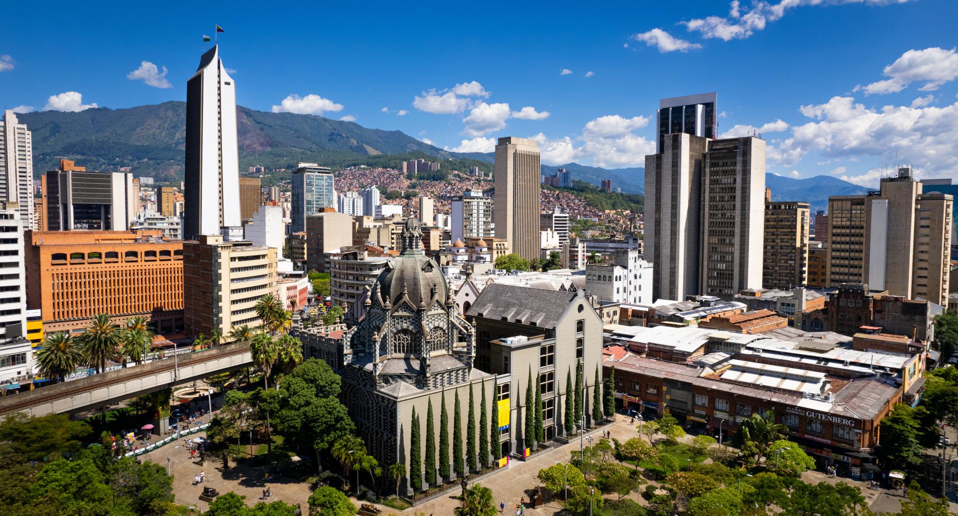 MEDELLÍN - Distrito Primavera